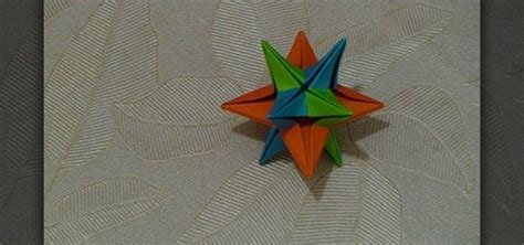 How to Make a six-sheet 3D paper star with origami « Origami :: WonderHowTo