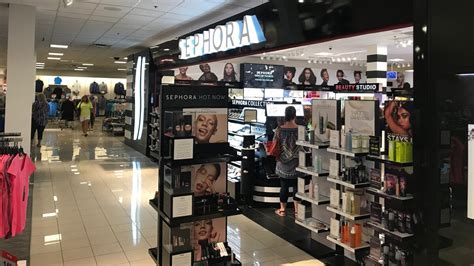 New Sephora has people come out in droves