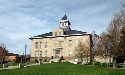 Arapahoe County Courthouse 22 Stock Photo - Download Image Now - iStock