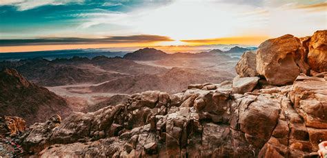 Ignoring Hollywood Depictions, Where Is The Biblical Mount Sinai Located?