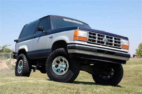 4 Inch Lift Kit | Ford Bronco II 4WD (1984-1990) | Rough Country