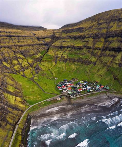 Tjørnuvík | Guide to Faroe Islands : Guide to Faroe Islands