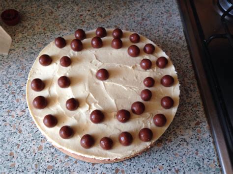 White chocolate malteser cheesecake