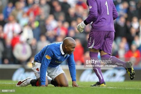 352 Glasgow Rangers El Hadji Diouf Photos & High Res Pictures - Getty Images