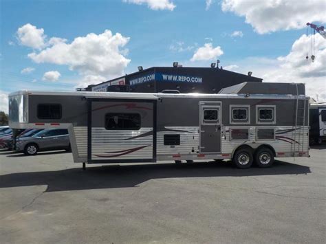 Repo.com | 2013 Bison Stratus 8312MME 36 Foot 3 Horse Trailer with ...