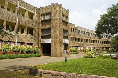 Andhra University (AU) Visakhapatnam: Admission, Fees, Courses, Placements, Cutoff, Ranking