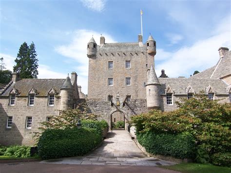 Cawdor Castle And Gardens Scotland | Fasci Garden