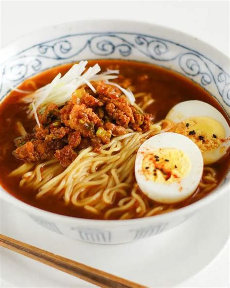 Spicy Ramen with Crispy Ground Pork - Myojo USA