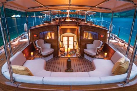 Royal Huisman's WISP - Yachts International