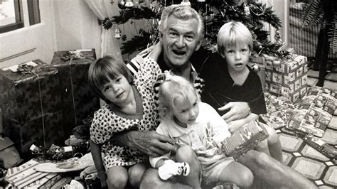 Bob Hawke's family photo album - ABC News