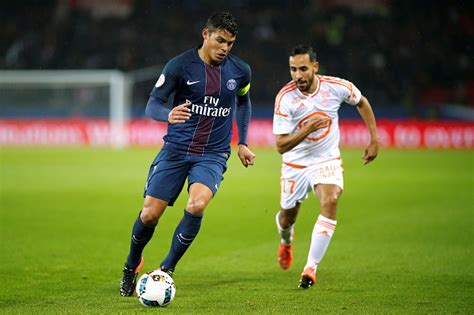 Champions League: PSG vs Barcelona team news and starting XI - IBTimes ...