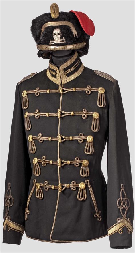 Imgur | Military uniform fashion, Military fashion, Military uniform