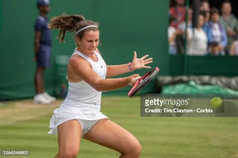 Emma Navarro Photos and Premium High Res Pictures - Getty Images