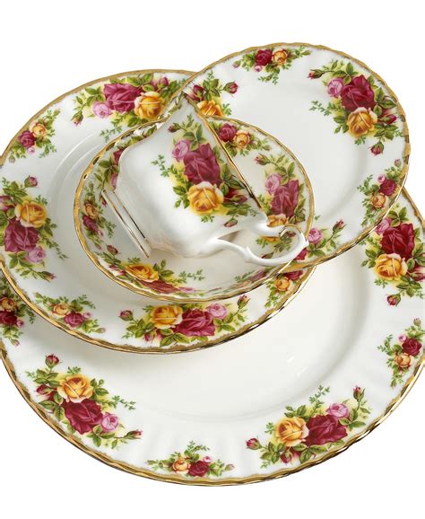 Royal Albert Old Country Roses Dinnerware Collection - Macy's | Country roses, Antique china ...