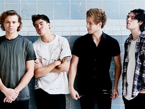 Can we guess your favourite 5SOS member based on your birth month? | Playbuzz