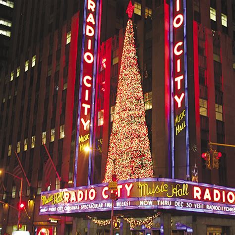 Radio City Music Hall: Front and Center for the Christmas Spectacular ...