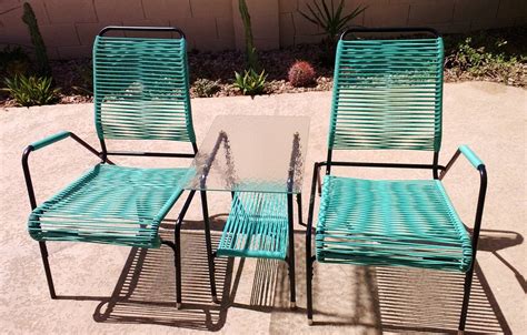 New (old) patio furniture | This is one set of two I found..… | Flickr