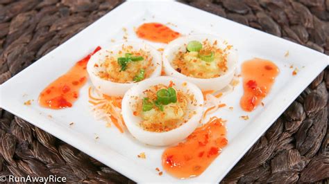 Savory Steamed Rice Cakes (Banh Beo) - Recipe & Video - RunAwayRice