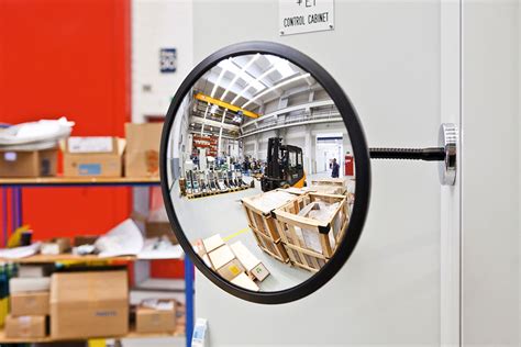 Industrial Safety Mirrors and Traffic Mirrors | DENIOS