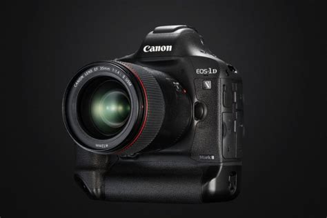 Canon EOS-1D X Mark II vs Nikon D5 and Canon 5DS R image quality review (video)