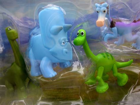 Dan the Pixar Fan: The Good Dinosaur: TOMY Mini Figure Collection