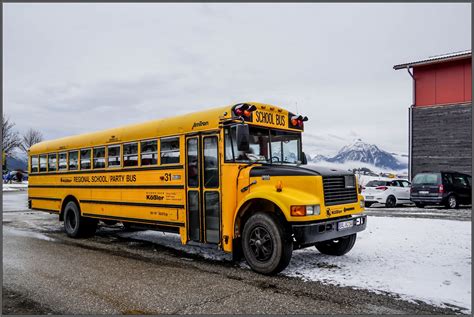 Ein AmTran School Bus ... Converted School Bus, Old School Bus, School ...