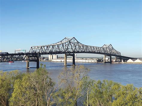 New Mississippi River bridge at Baton Rouge remains studied | Eunice News