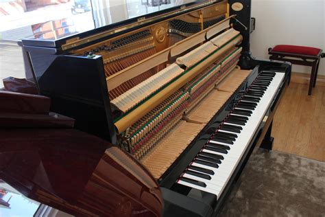 Yamaha U1M Upright Acoustic Piano (Reconditioned) | A. Hanna & Sons