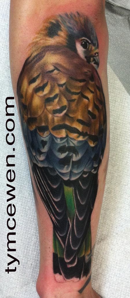 realistic bird tattoo by Ty McEwen: TattooNOW