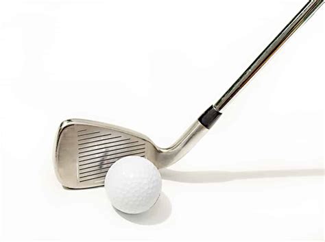 Pitching Wedge Vs. Sand Wedge (What’s The Difference?)