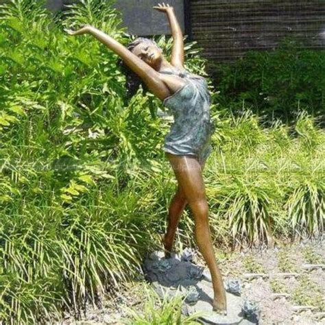 Bronze Dancing Girl Sculpture