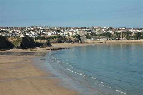 Newquay Beaches | Cornwall Guide Images