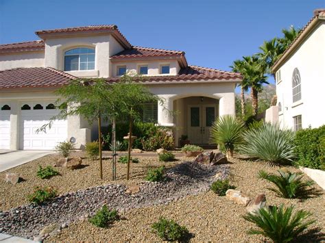 Arizona Front Yard Landscape Ideas ... | Desert landscape design, Front yard design, High desert ...