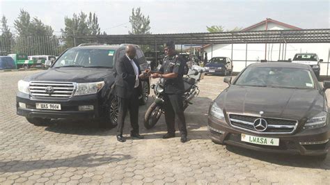 Rwanda Police Intercepts Stolen Cars With Ugandan Plates | ChimpReports