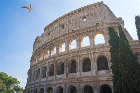 Rome Travel Tips: Safety, Budget Tips, When to Visit, Packing & More!