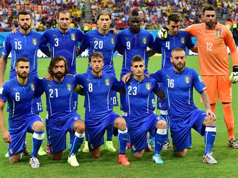 Member of Italy's national football team pose for team photo during a ...