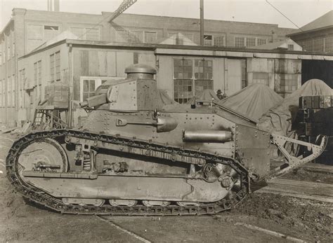 The US M1917 Light Tank - America's Renault FT (link to original footage in comments) : r/TankPorn