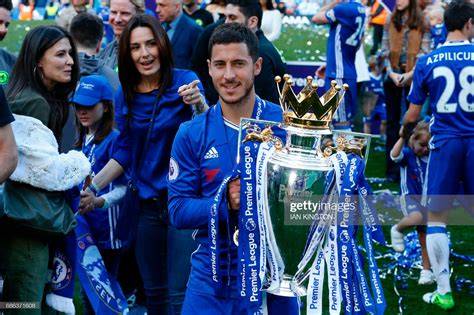 Chelsea Premier League Winners Medal 2016 - 2017 - Golden Soccer Signings