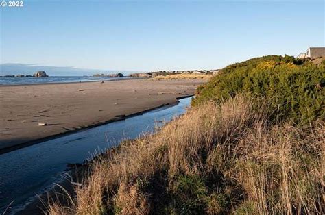 0.52 Acres of Residential Land for Sale in Bandon, Oregon - LandSearch