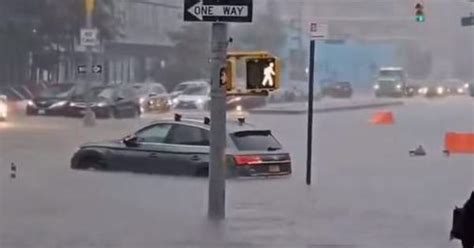 Video: New York streets, homes and metro stations heavily flooded after ...