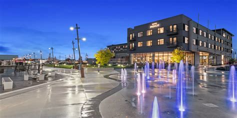 Boutique Hotels In Everett, WA | Hotel Indigo Everett - Waterfront Place