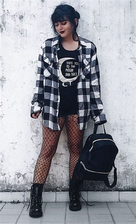 90s Grunge Aesthetic Fashion Style Inspired Looks | Grunge outfits ...