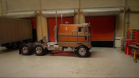 Peterbilt 352's - Model Trucks: Big Rigs and Heavy Equipment - Model ...