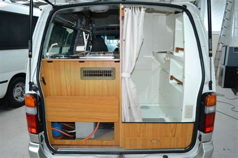 Resultado de imagen de toyota hiace camper conversion | Hiace camper ...