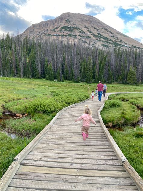 Camping in the High Uinta Mountains near Mirror Lake | UTAWESOME