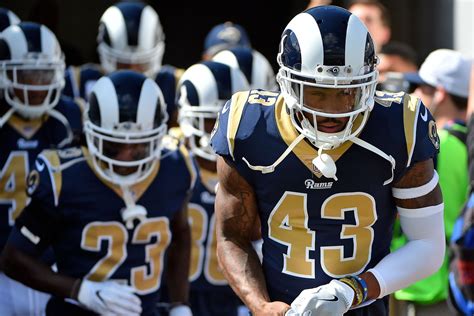 Los Angeles Rams roster review heading into Day 2 of free agency - Turf ...