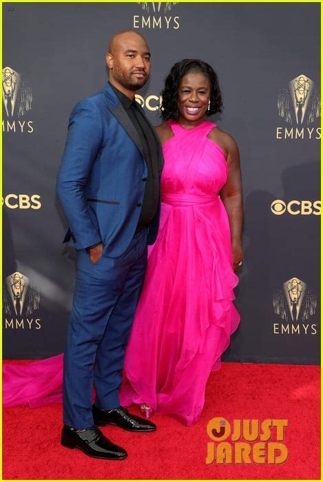 Uzo Aduba & Husband Robert Sweeting Make Red Carpet Debut at Emmys 2021!: Photo 4627543 | Photos ...