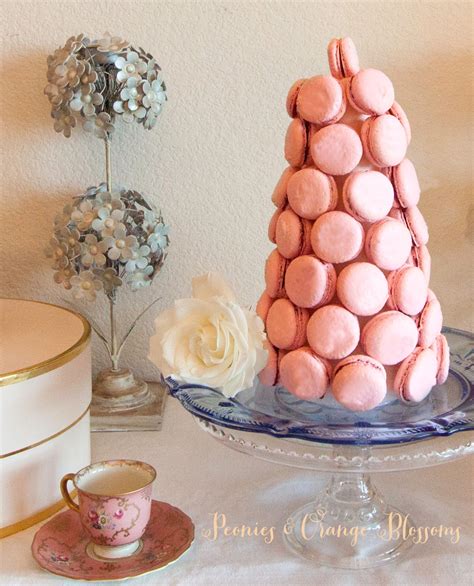 How to Make a Macaron Tower - Petite Haus