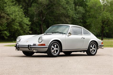 1970 Porsche 911S | DriverSource : Fine Motorcars | Houston, TX