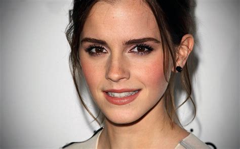 Emma Watson Wallpapers, Pictures, Images